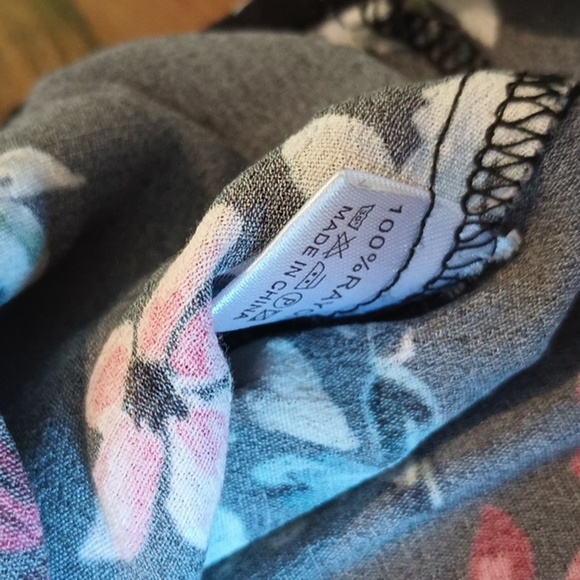 Two Arrows Black Pink Floral Lace Up VNeck Blouse I - Picture 3 of 6